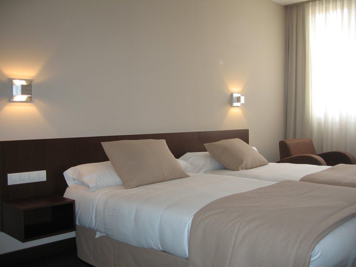 Hotel Arva Abad San Antonio León Pokoj fotografie